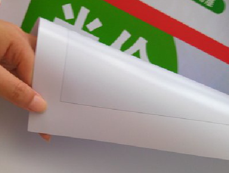 桐梓车贴和背胶有什么区别？